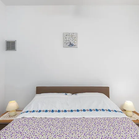 Desiree Apartment Pula