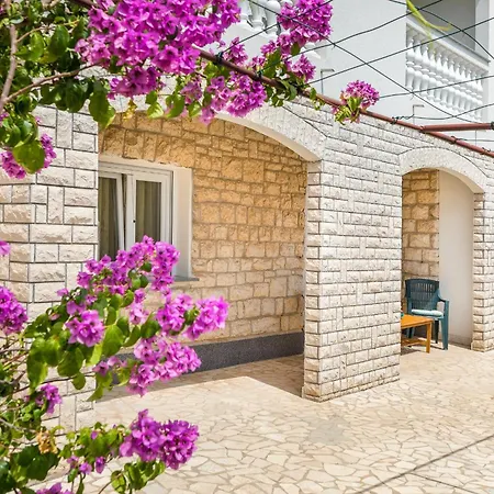 Apartment Desiree Pula